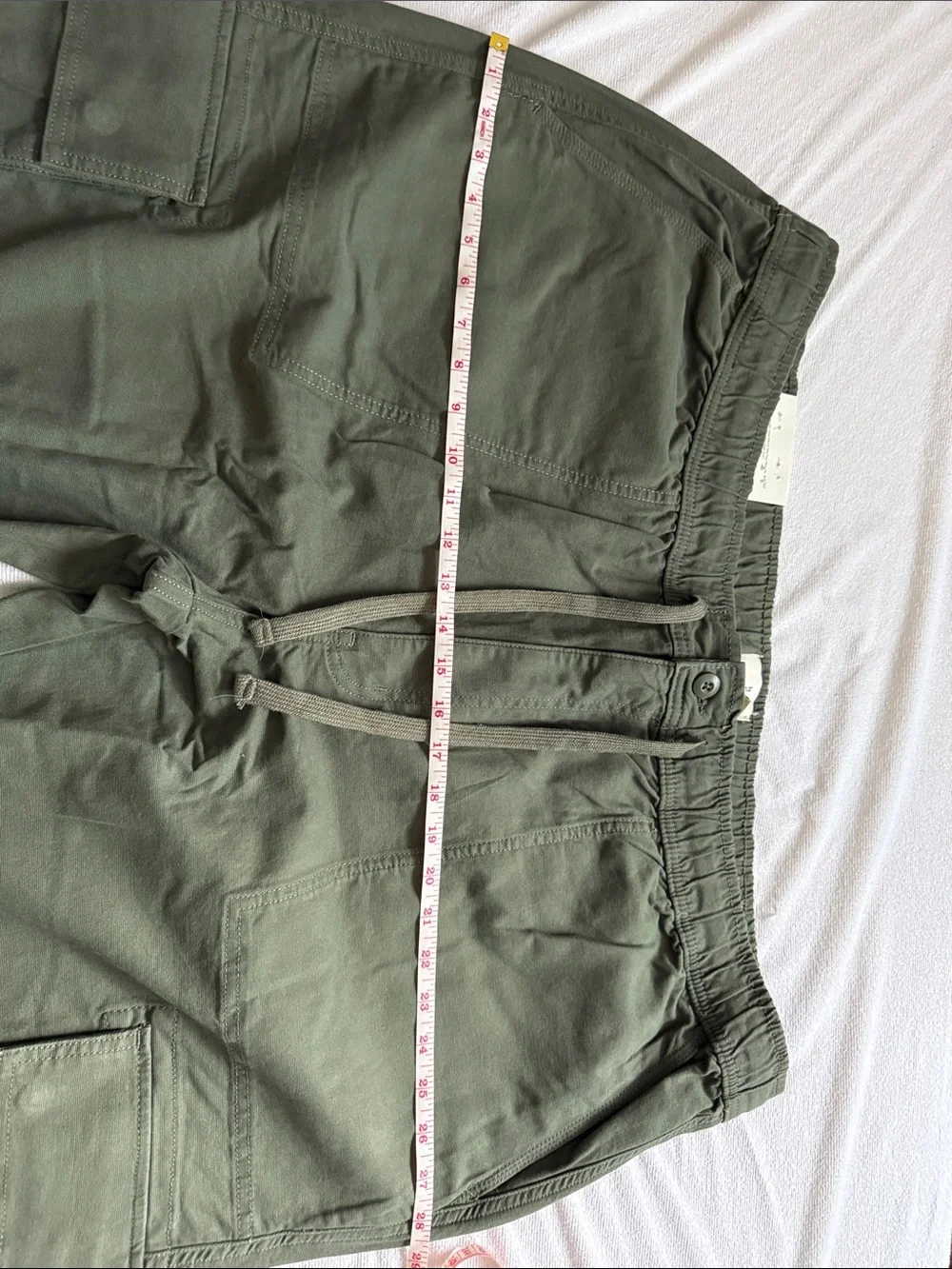 Men's Olive Cargo Pants with Utility Pockets